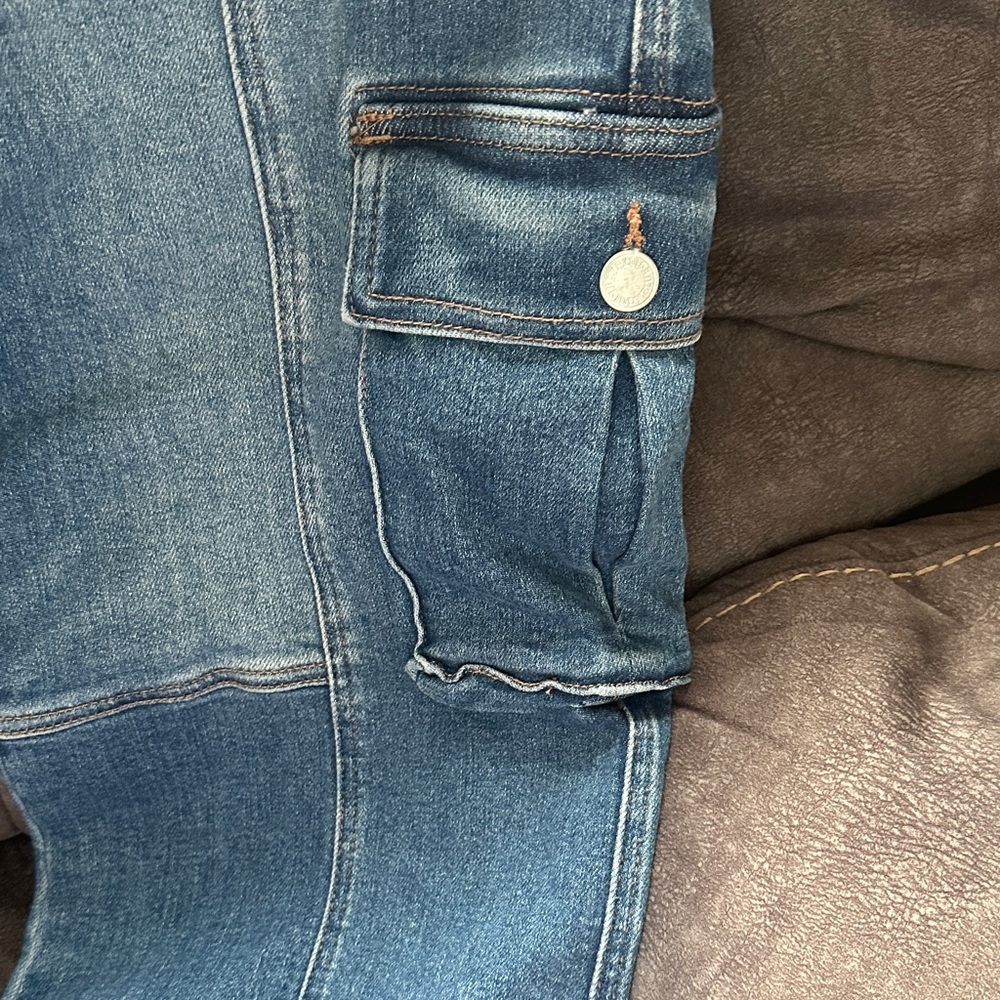Judy Blue Wide Leg Cargo Jeans - Picture 4 of 5